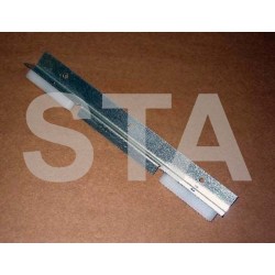 L0B385HB2
SHOE - DOOR GUIDE, 12 INCH LONG, 2 X SPUDS