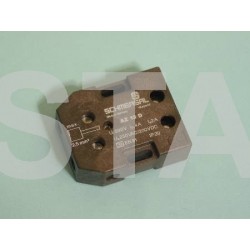 AAA661B100
CONTACT FOR CAR GATE ON TECHNA HPLIM DOORS